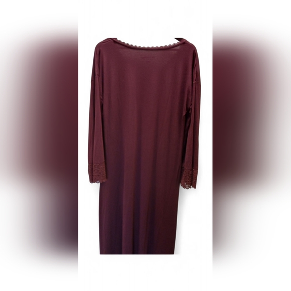 Soft Surroundings nightgown - Picture 2 of 5